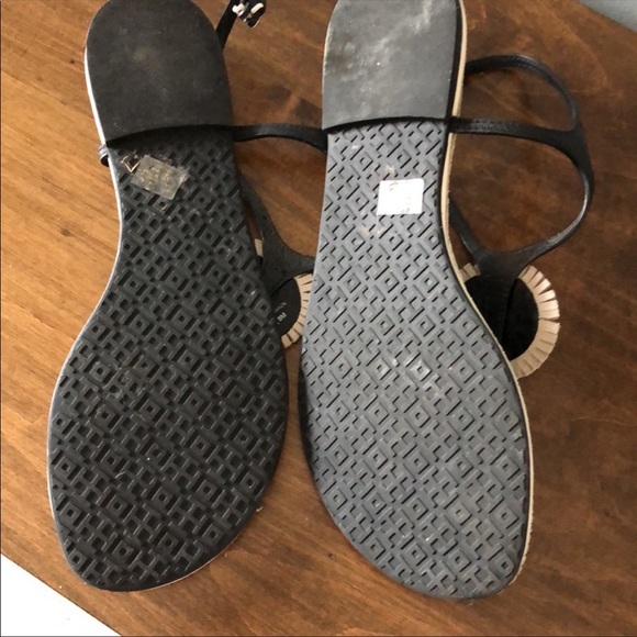 ‼️SOLD‼️Tory Burch flats - Picture 4 of 5